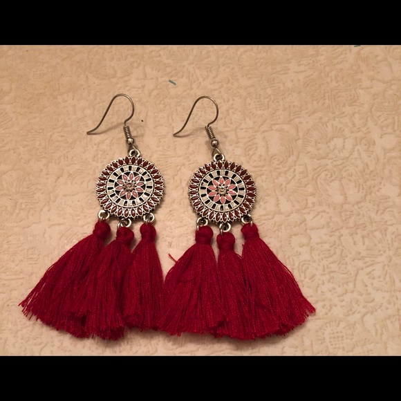 EARRINGS - Picture 4 of 8